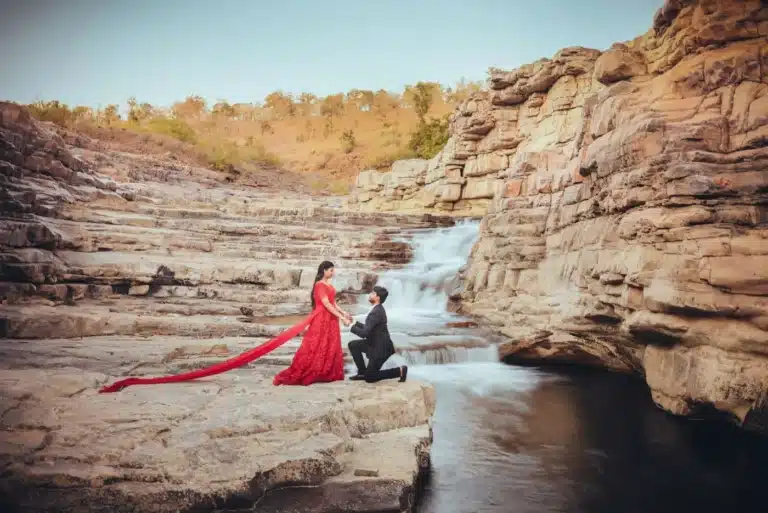 Chidiya Bhadak, Khandwa Road couple pre-wedding portrait